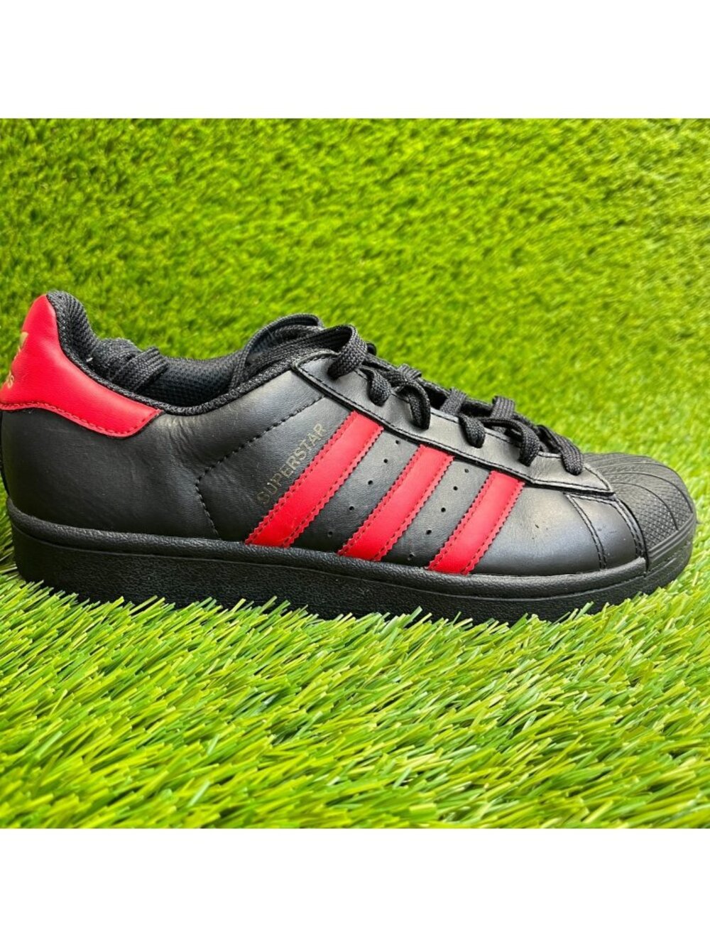 Adidas Superstar Boys Size 4.5Y Black Red Casual Leather Shoes Sneakers